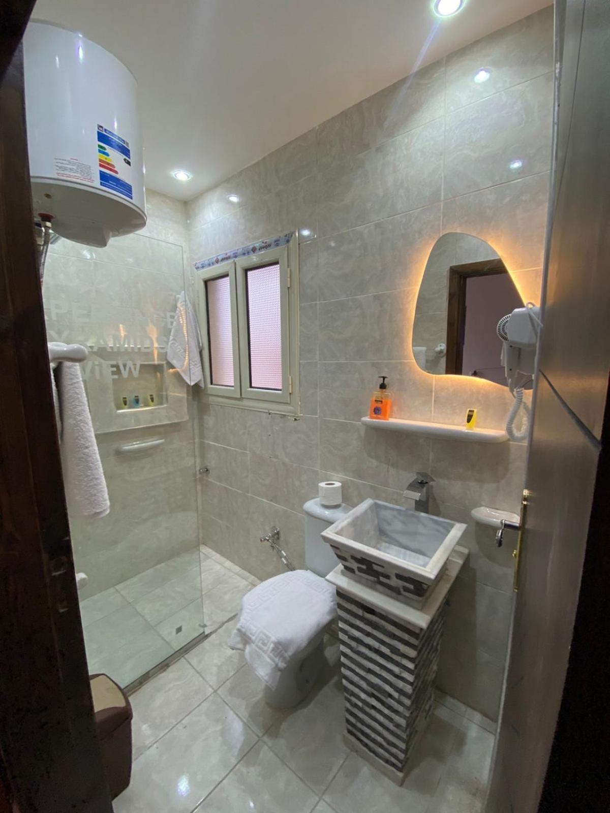 Experience Pyramids View 4* Kafret el-Gabal
