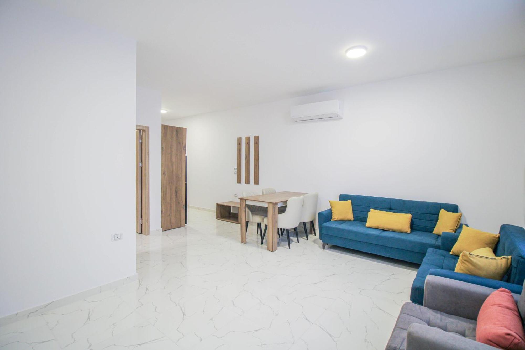 La Prestigia Apartment *