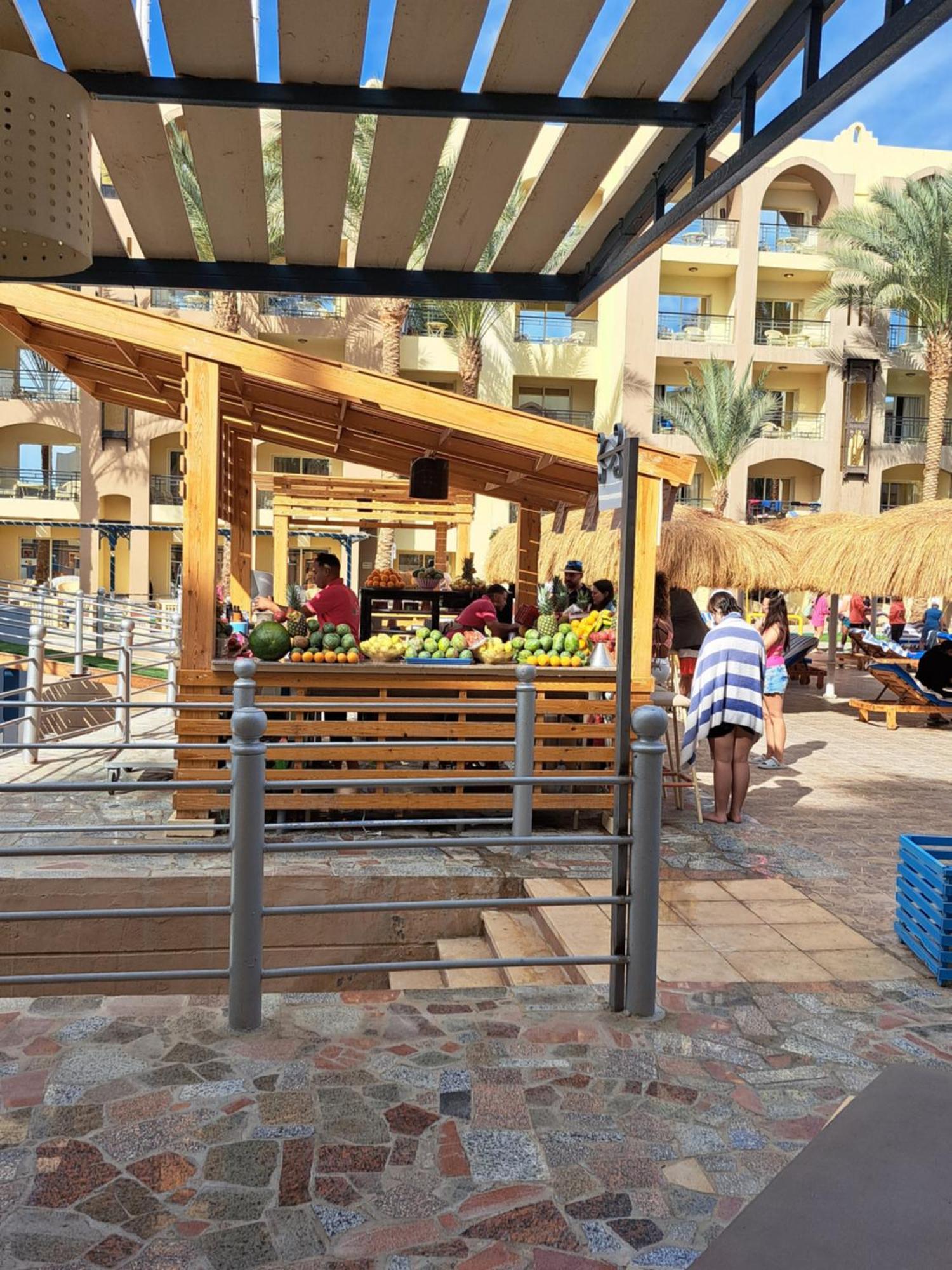 Front 2br At Elkarma & Aqua Park * Hurghada