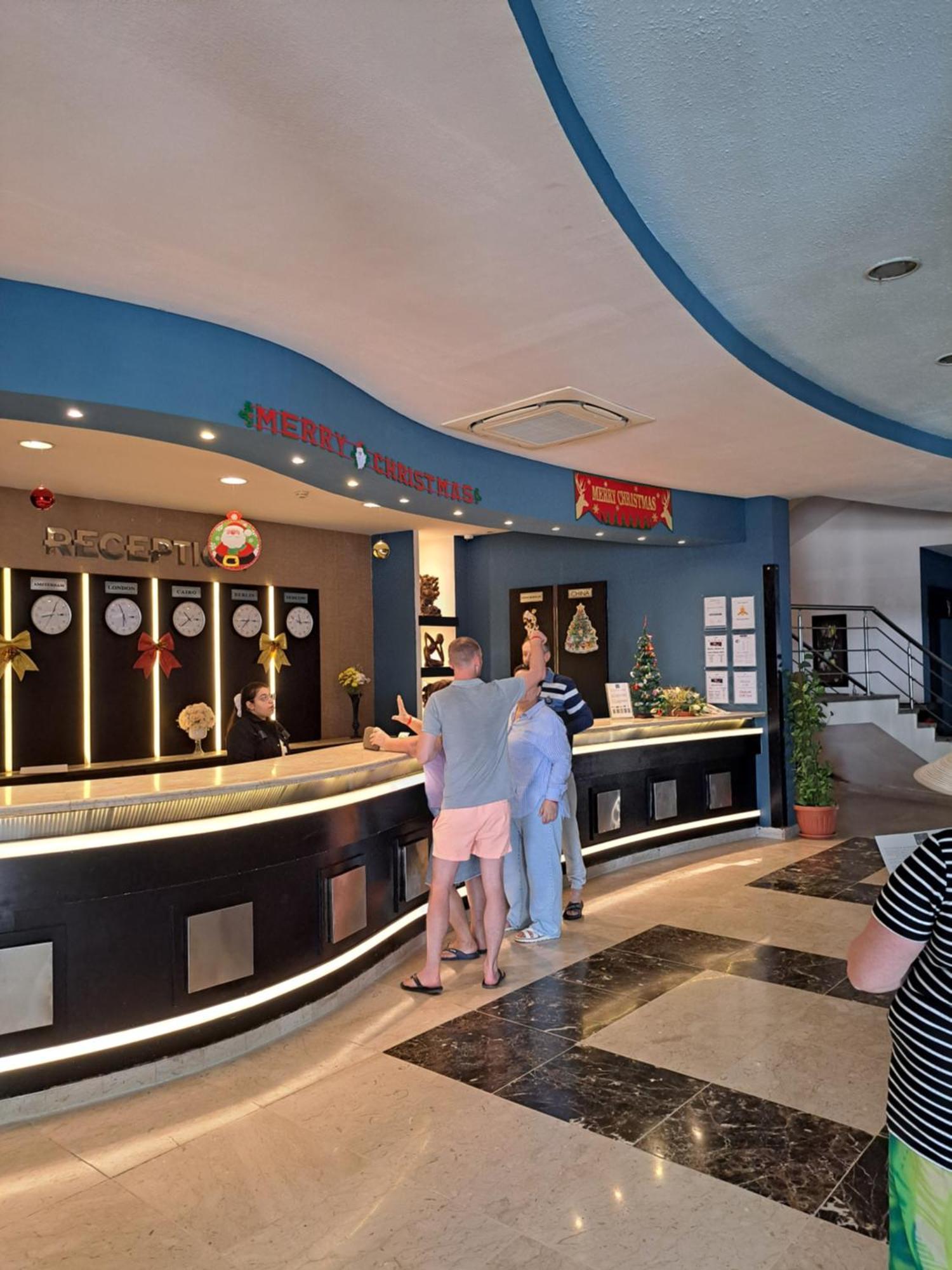 Front 2br At Elkarma & Aqua Park Apartment Hurghada