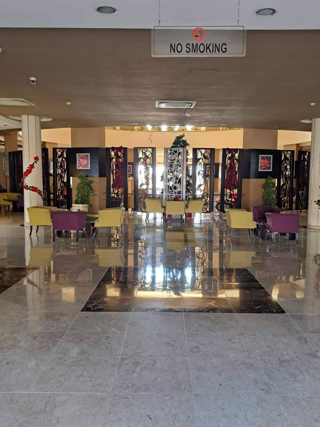 Apartment Front 2br At Elkarma & Aqua Park Hurghada