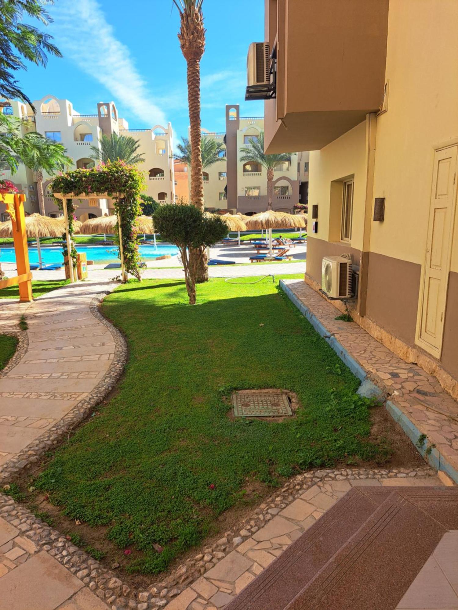 Front 2br At Elkarma & Aqua Park * Hurghada