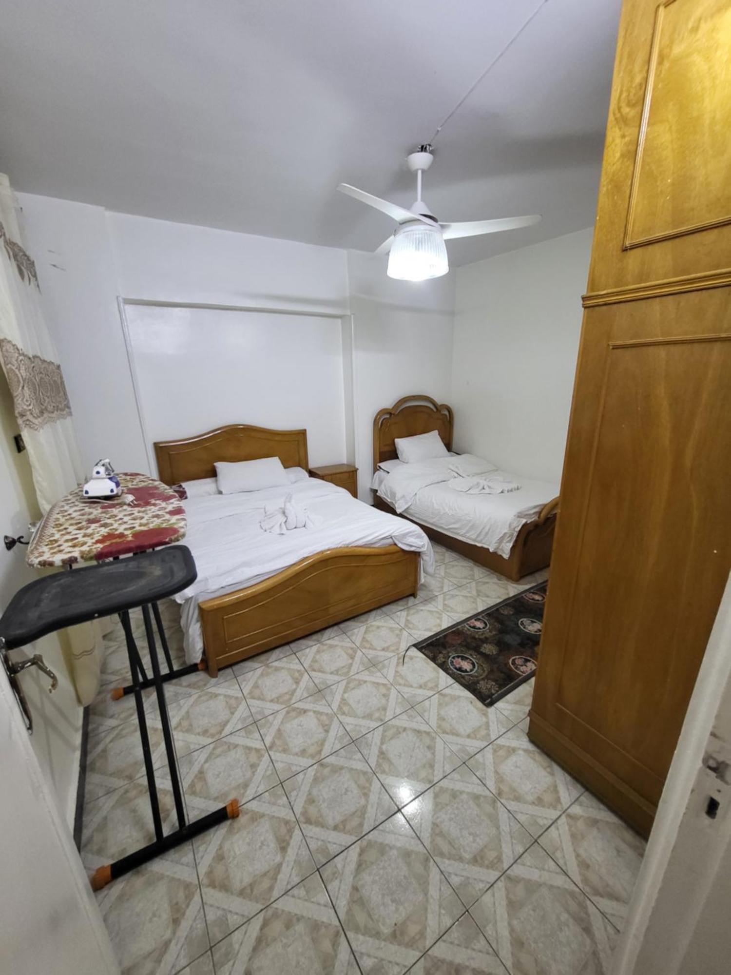 Apartment شقه فى ميامى بالاسكندريه مطله على البحر