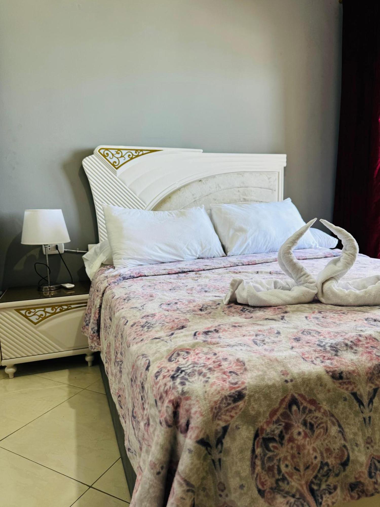 Luxury Sporting Direct Sea View Apartment