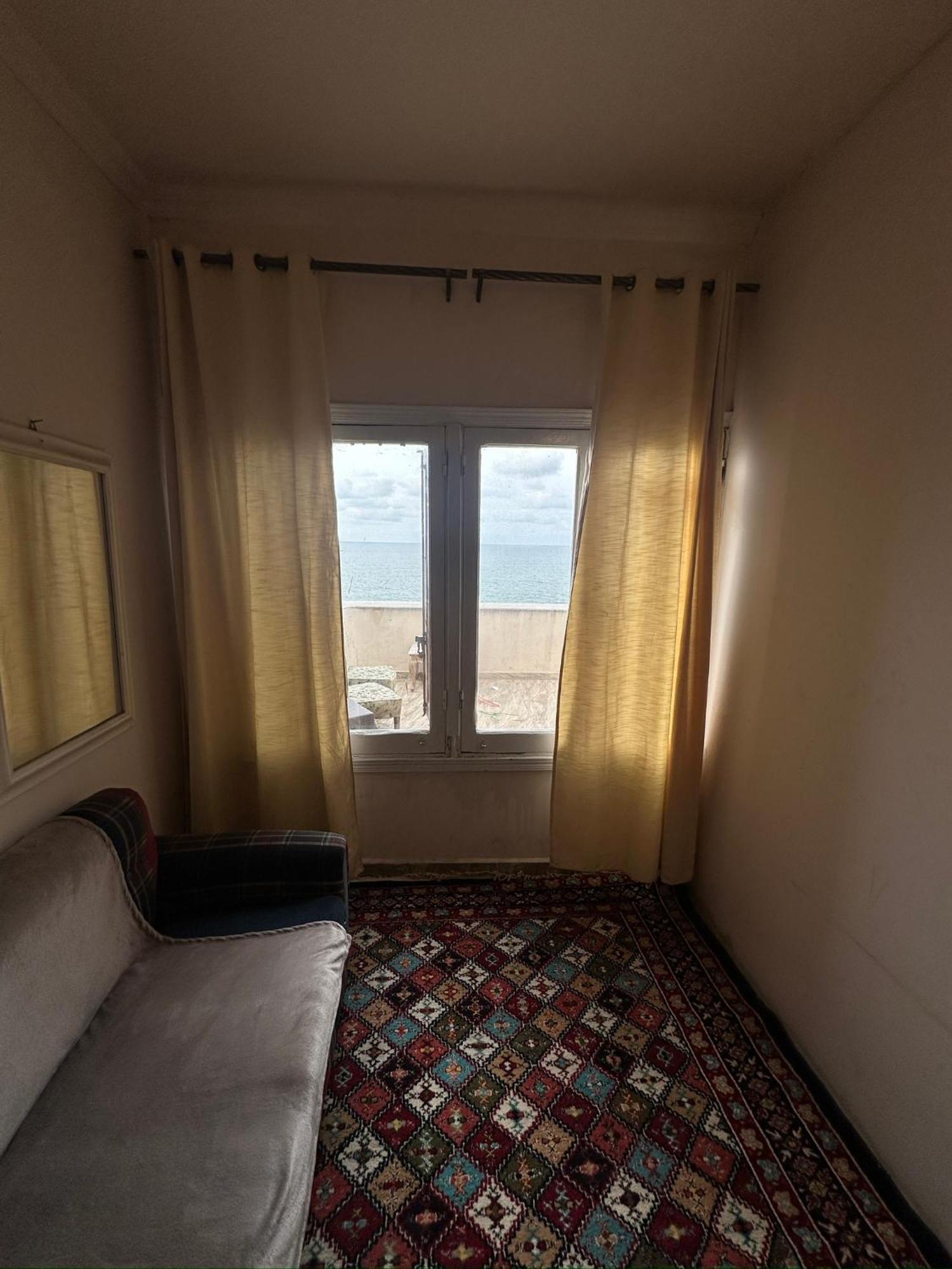 Hospedagem domiciliar Haidar House A Private For Men Only At Shared غرف خاصه للرجال فقط *