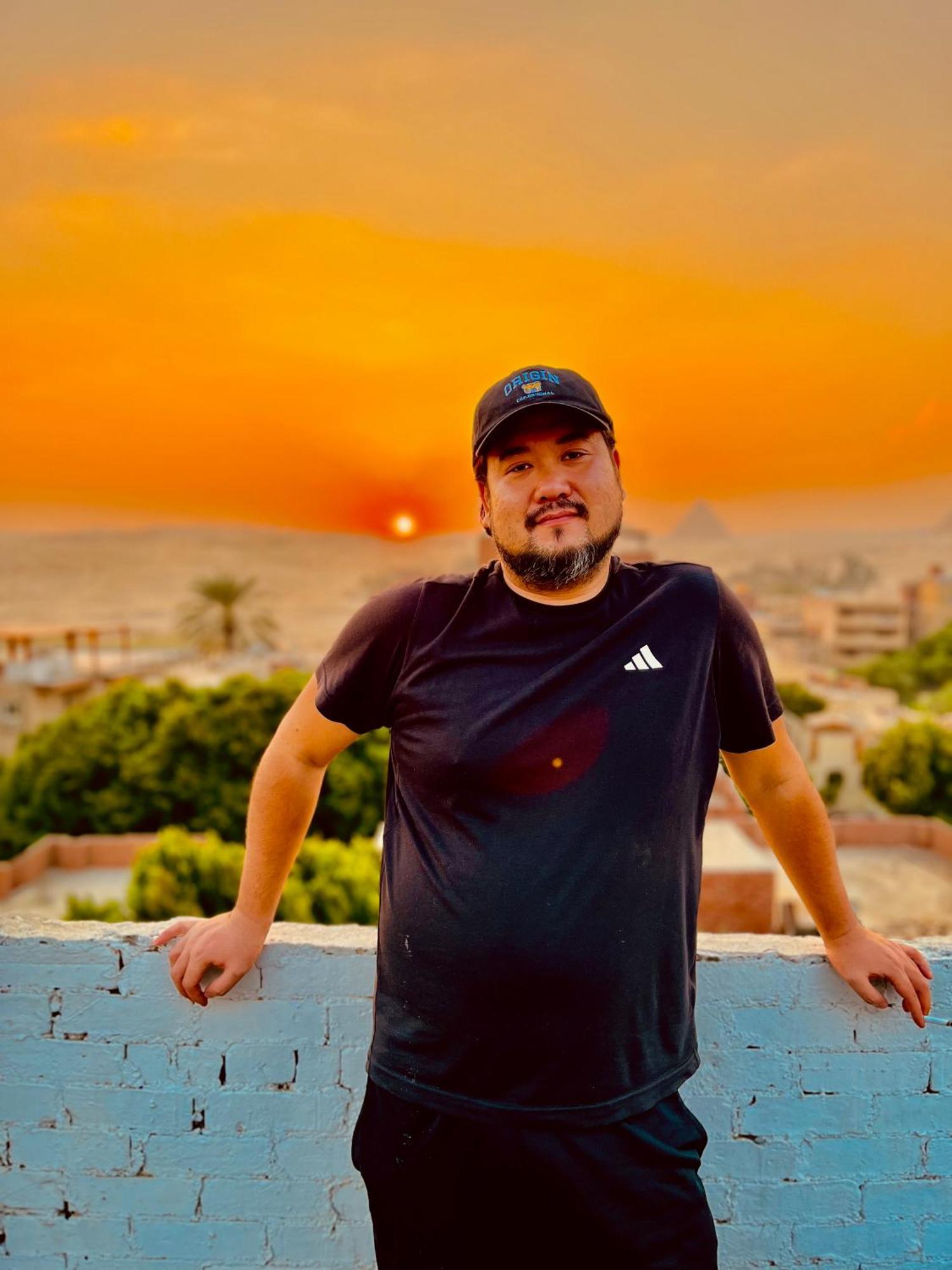 Loay Pyramids View