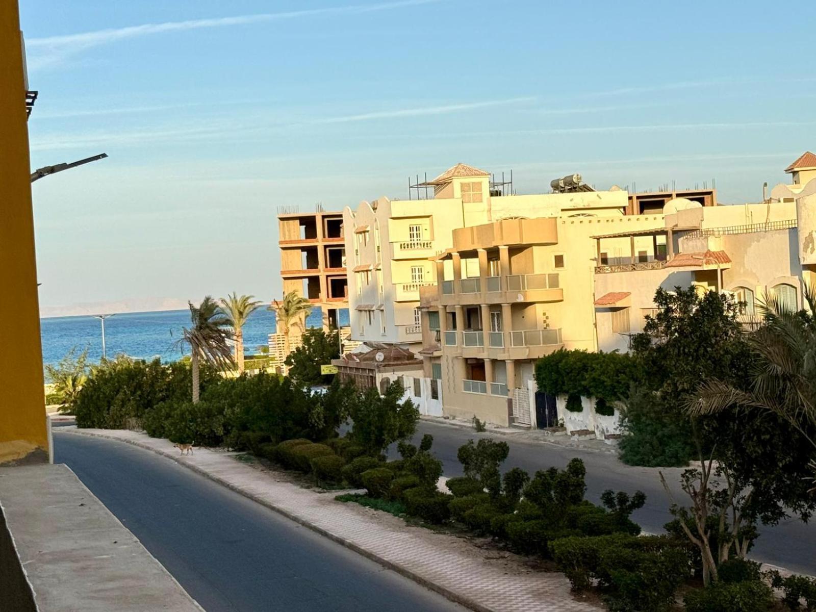 Stunning 2br - Al Dora Resort, *