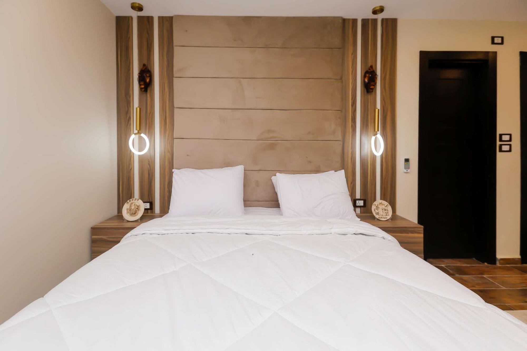 Bed & Breakfast Imperial Pyramids View