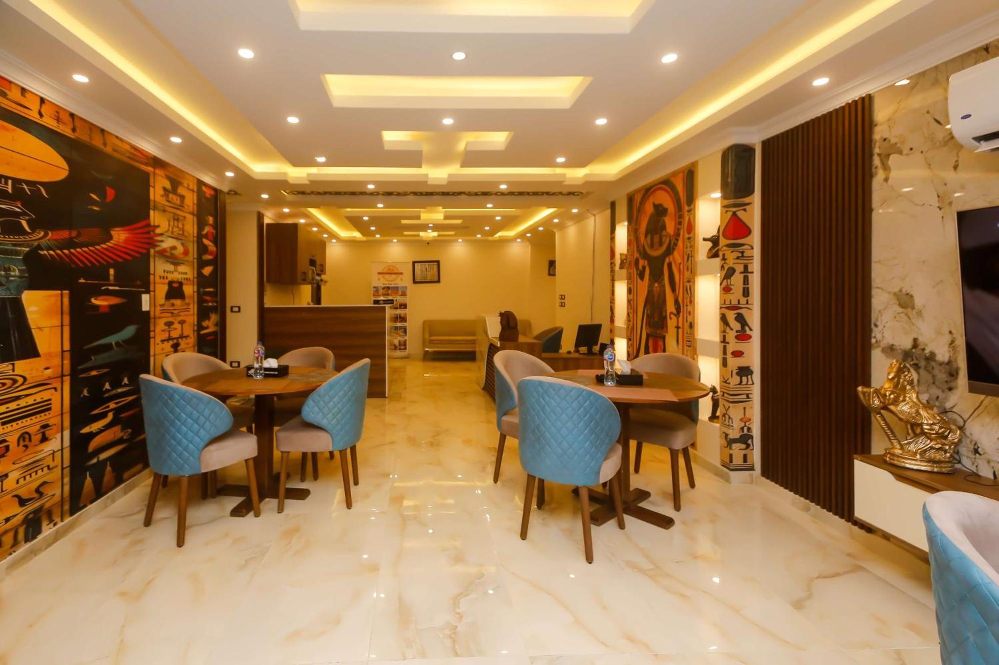 Imperial Pyramids View Bed & Breakfast *
