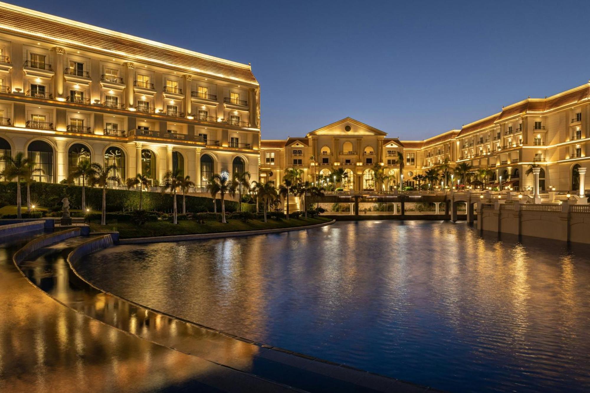 Hotel The St. Regis New Capital Cairo