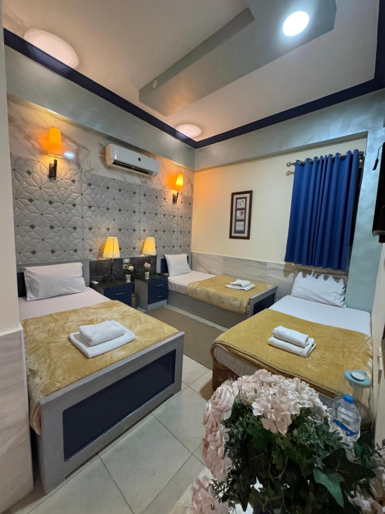 Sababa Hotel *