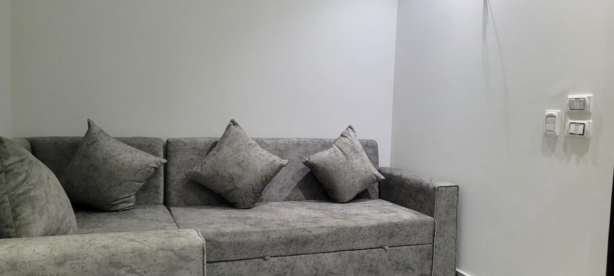 Excellent 5 Minutes From Downtown, Front Free Wifi *
