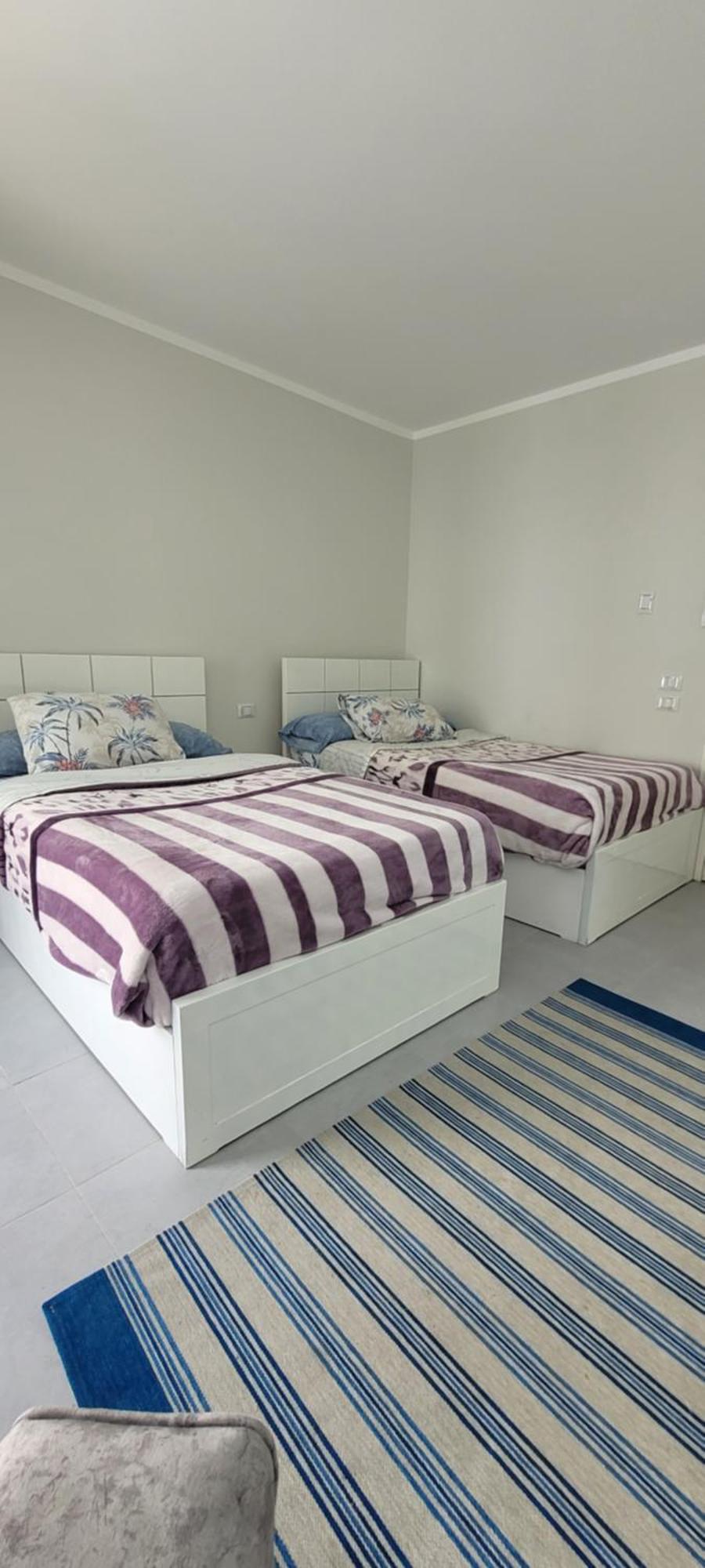 Excellent 5 Minutes From Downtown, Front Free Wifi Apartment *