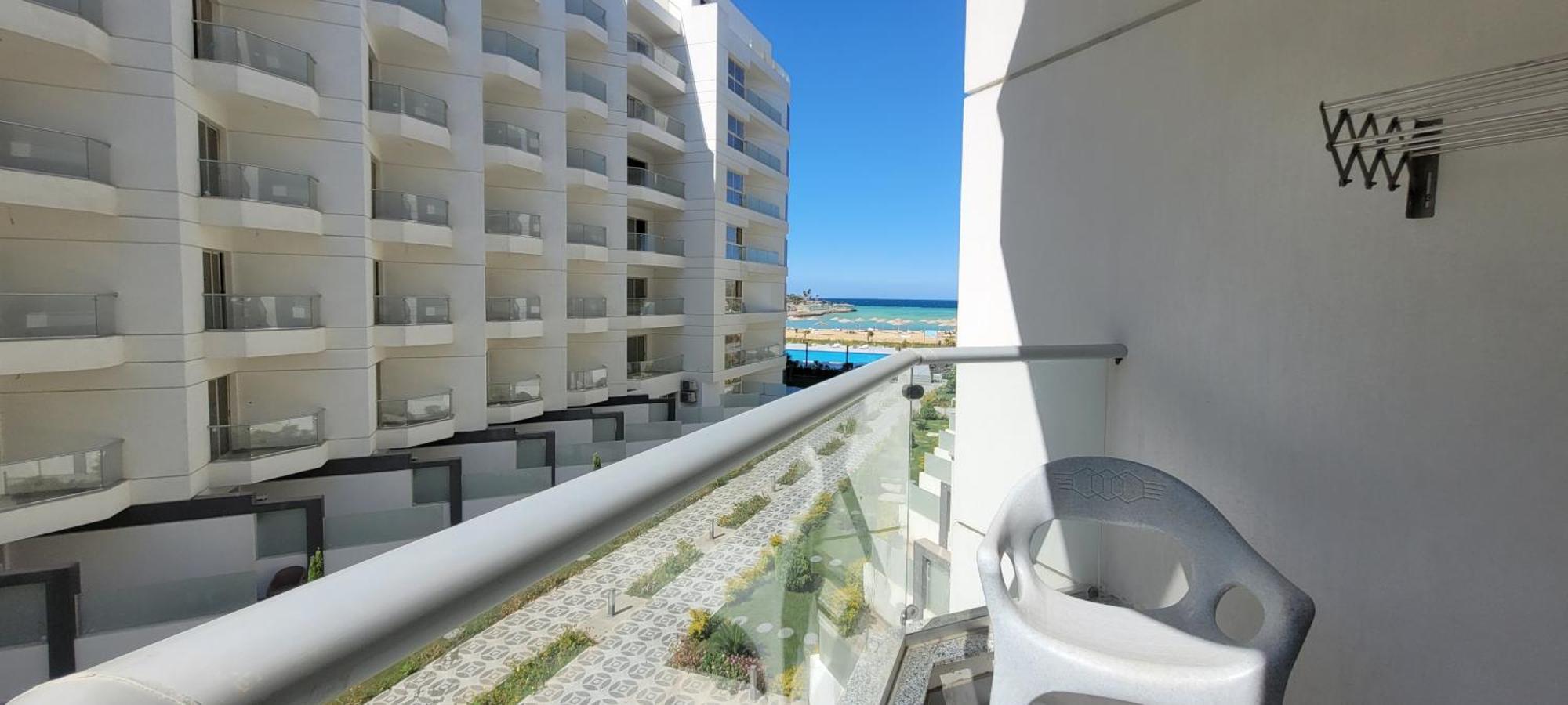 Excellent 5 Minutes From Downtown, Front Free Wifi Apartment *