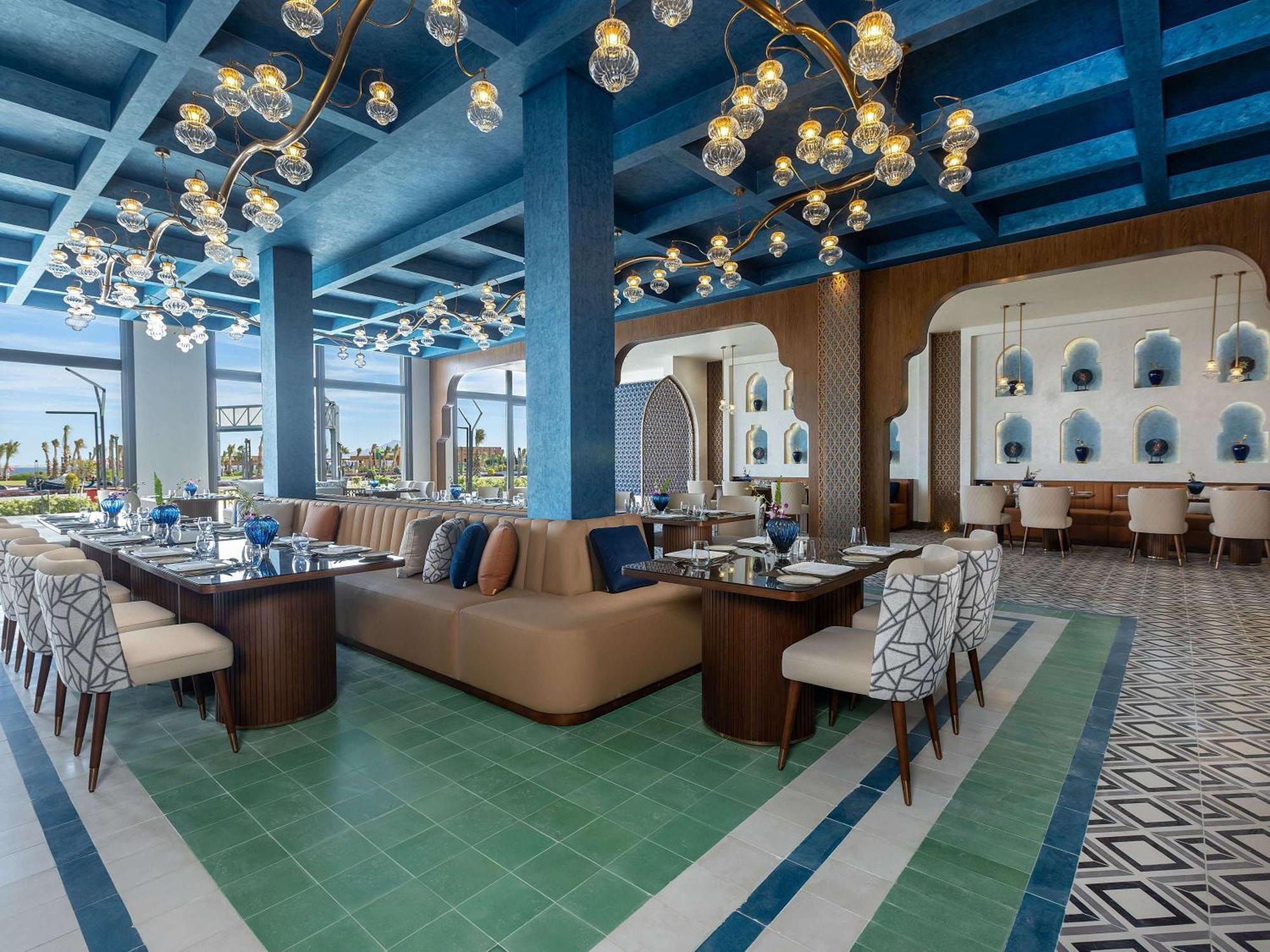 Resort Rixos Radamis Sheikh - Free Jennifer Lopez Concert Access July 4 - 2 Kids Free