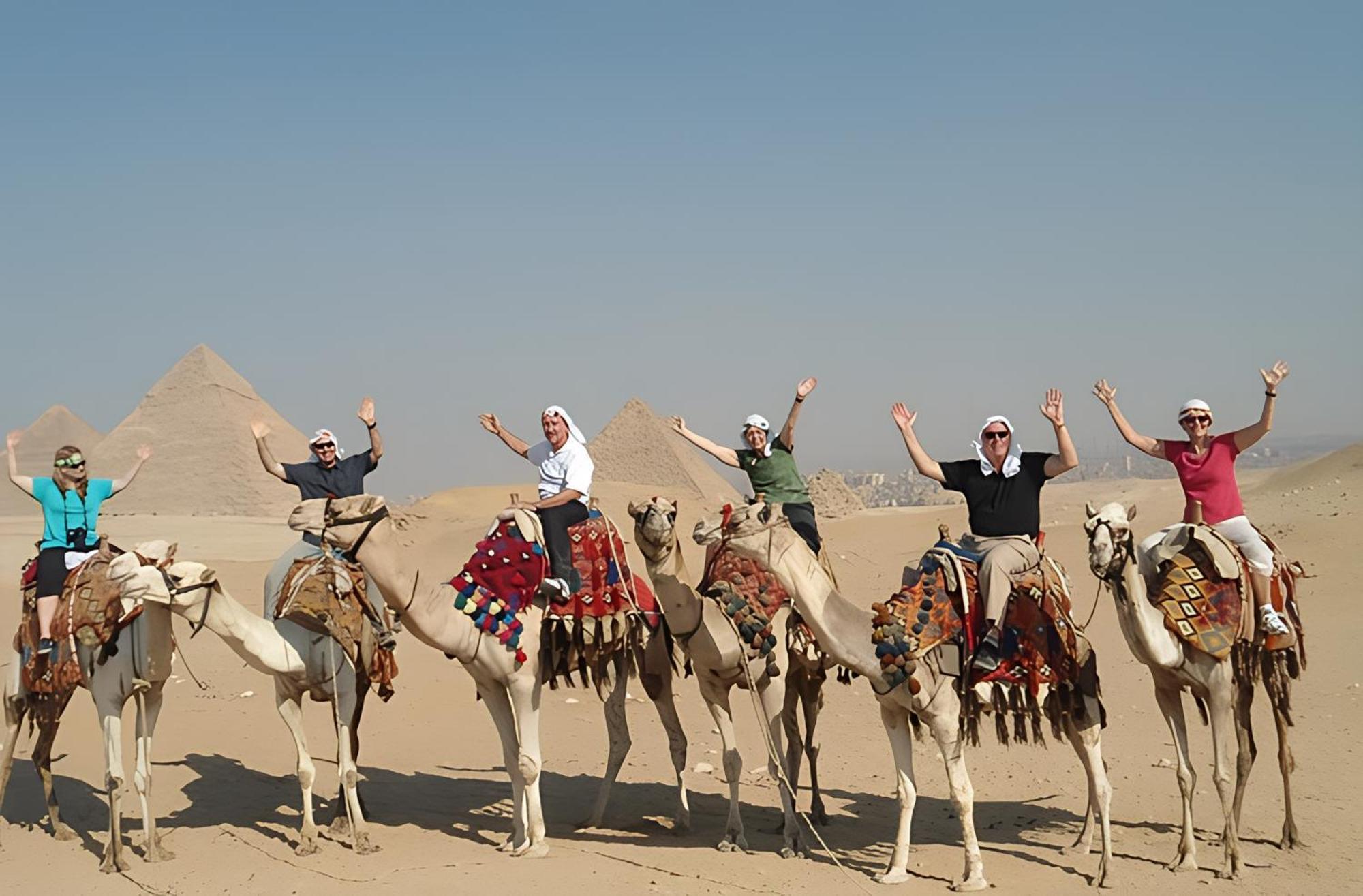 Weekend Pyramids Otel