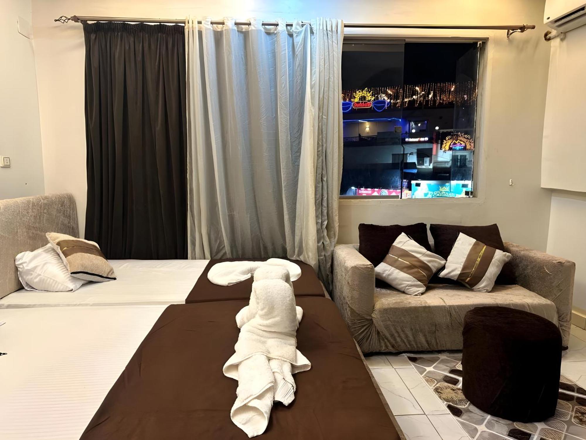 Weekend Pyramids 5* Kafret el-Gabal