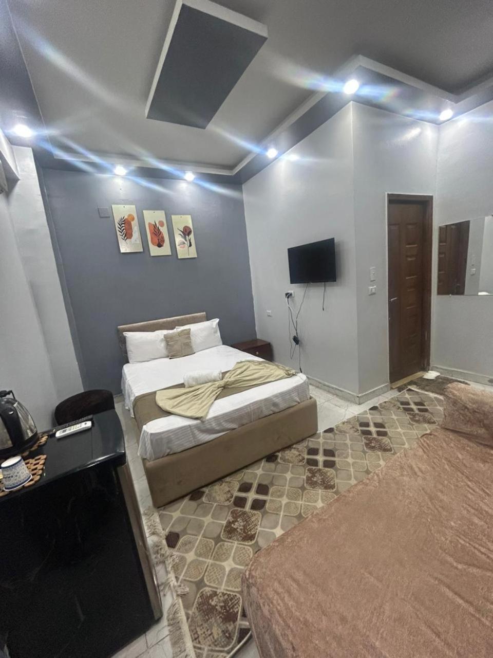 First Pyramid Hotel 4*