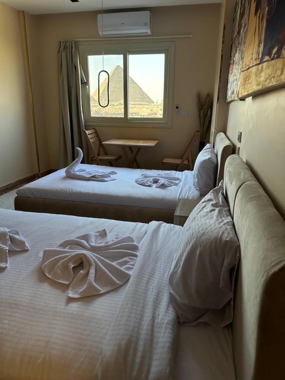 Moonlight Pyramids View Hotel 4*