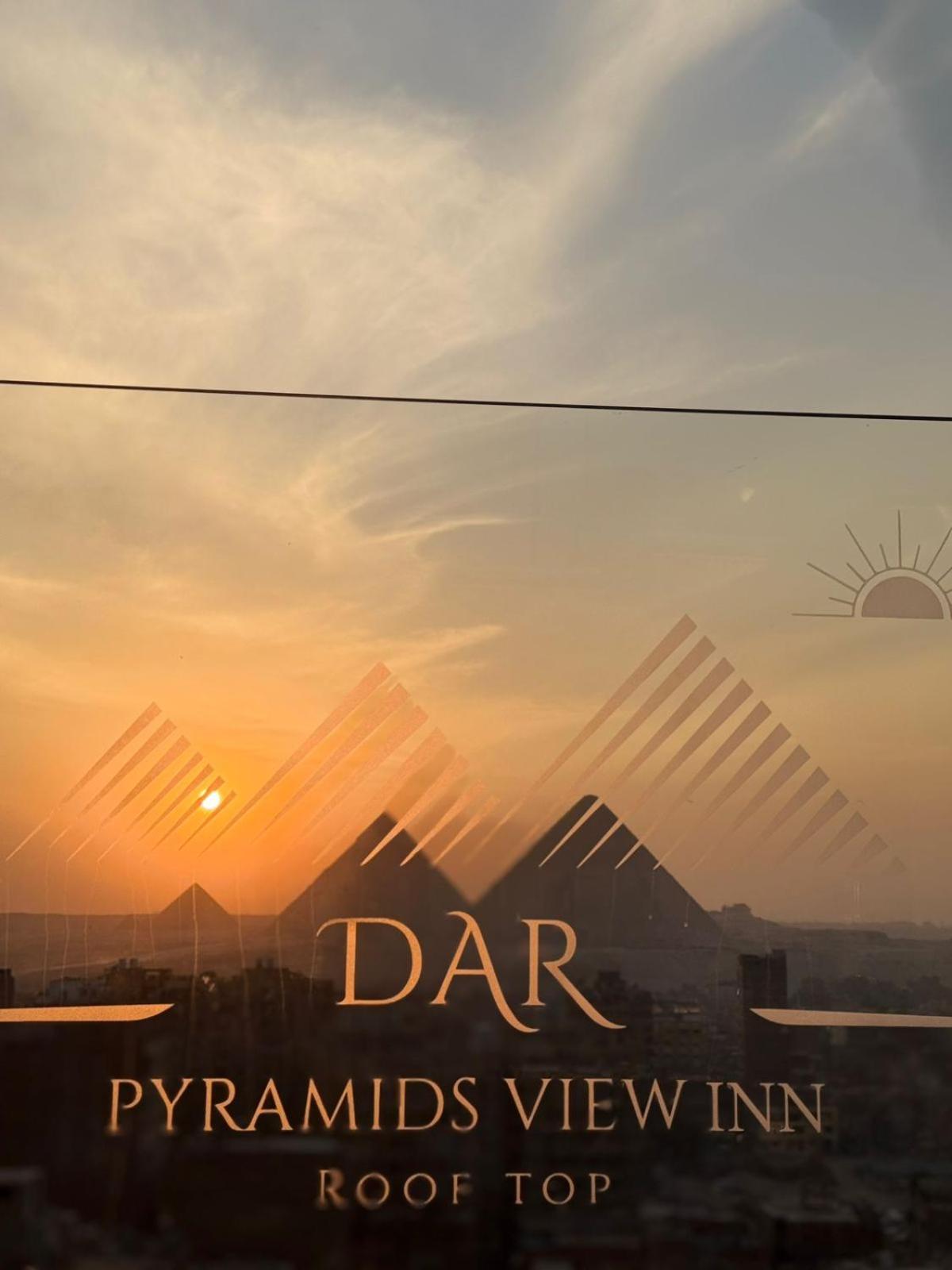 Dar Pyramids View - Rooftop Hostel Kafret el-Gabal