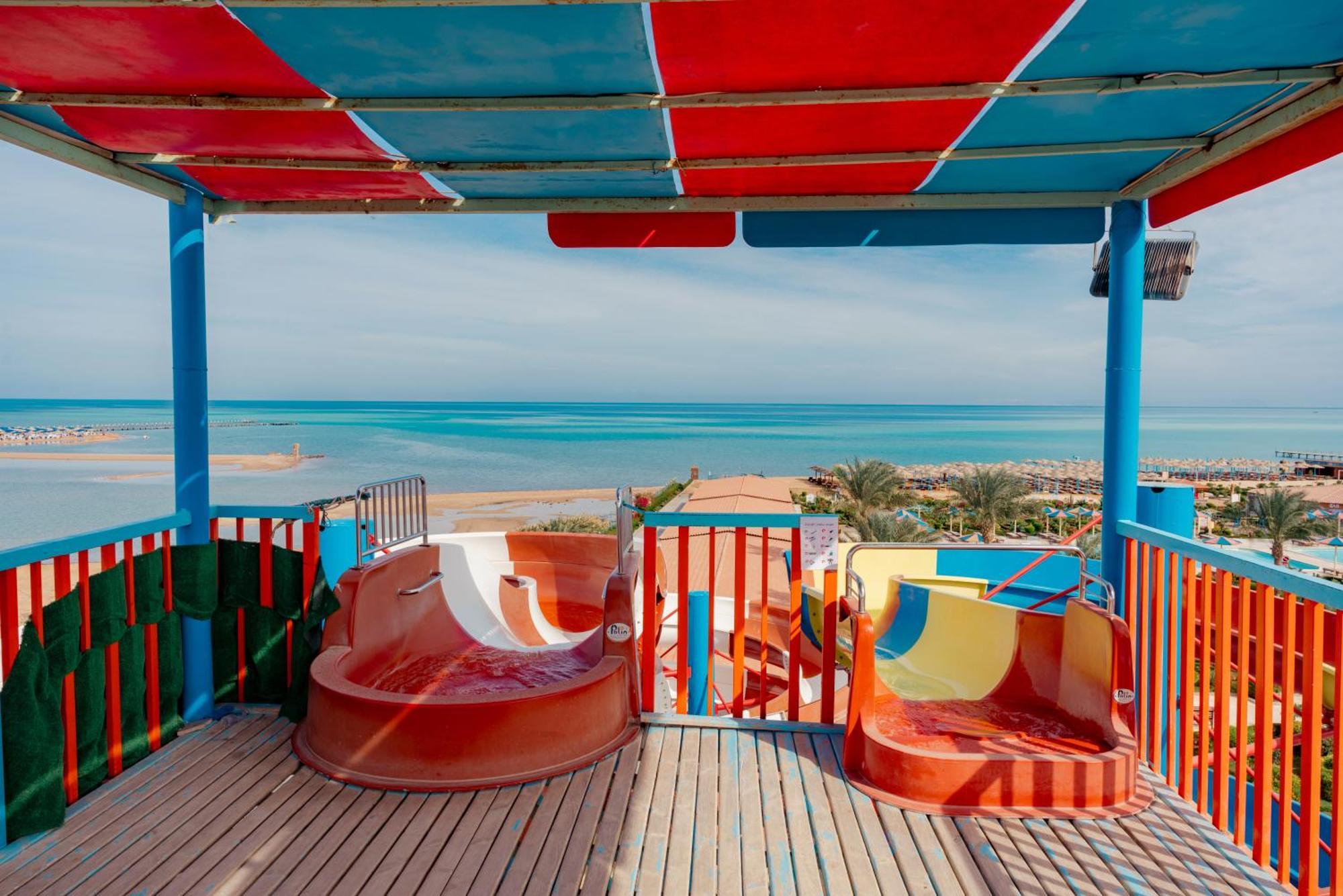 Sunrise Alora Aqua Park