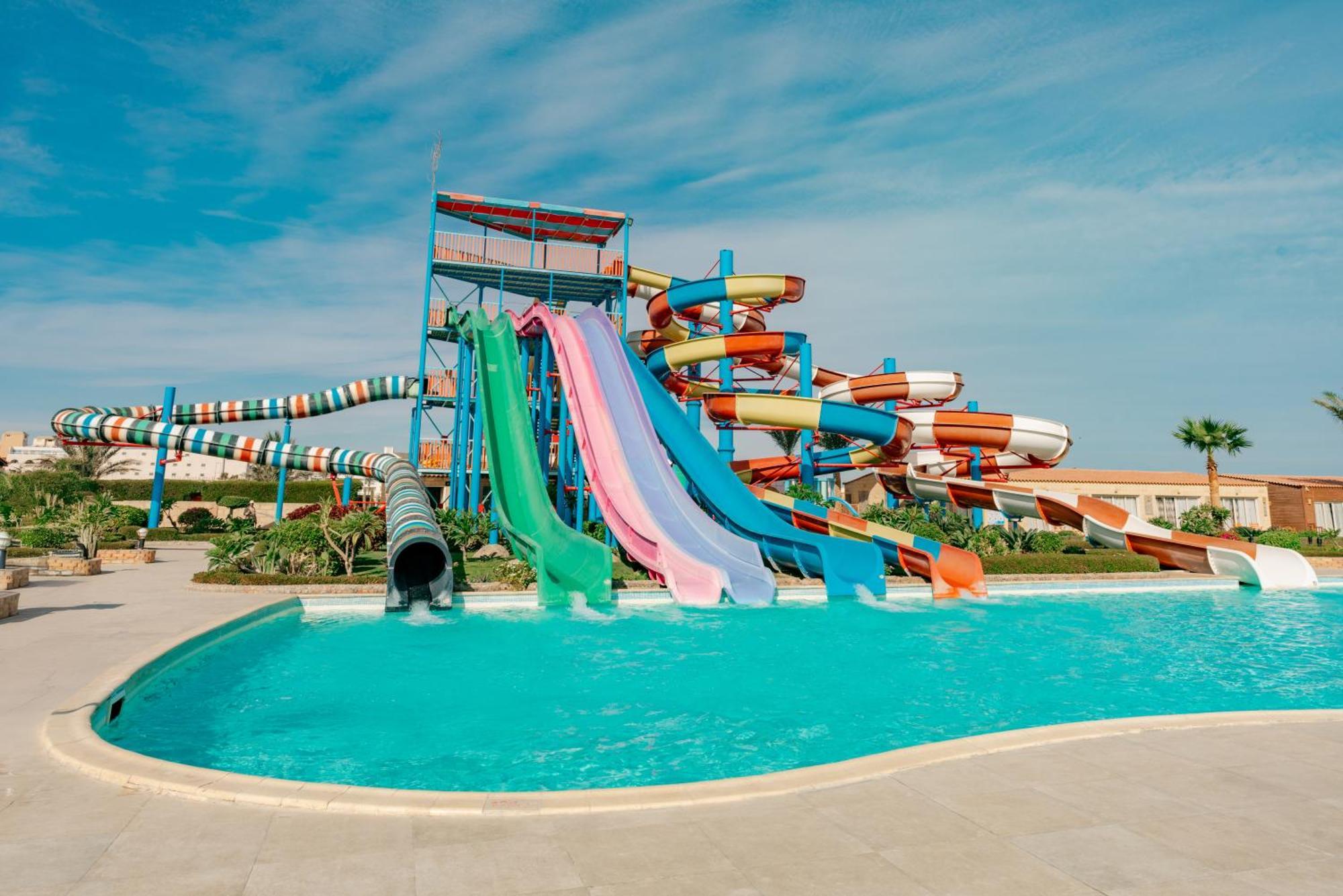 Sunrise Alora Aqua Park