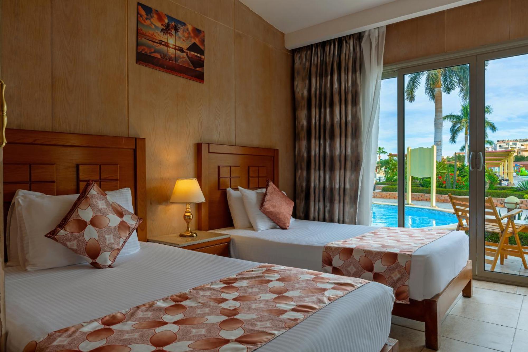 Resort Sunrise Alora Aqua Park 4*