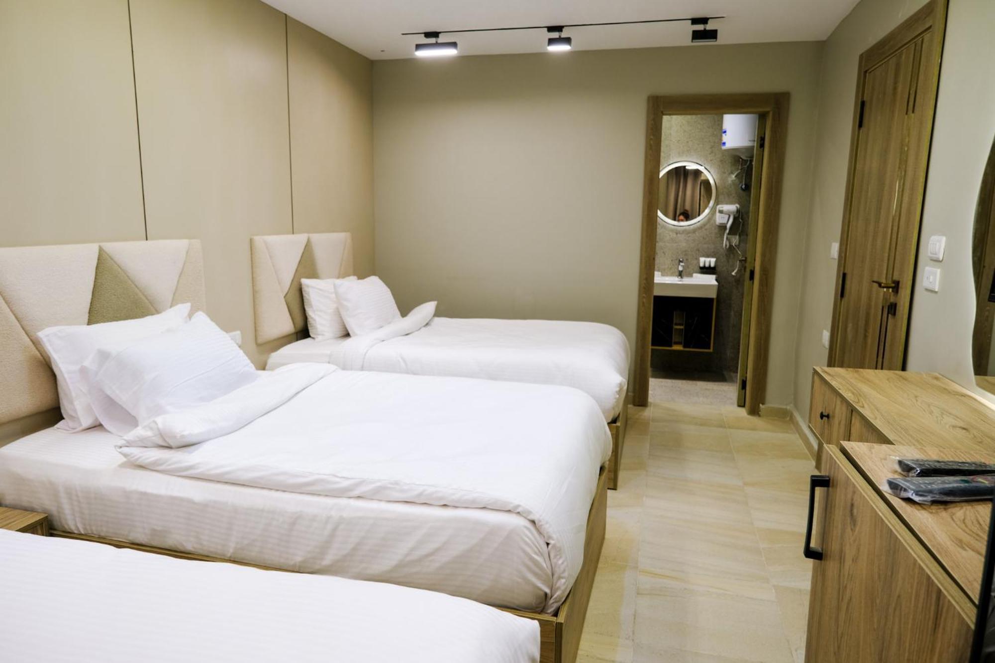 Hotel Pyramids Height & Pyramids Master Scene Rooftop Kafrat al Jabal