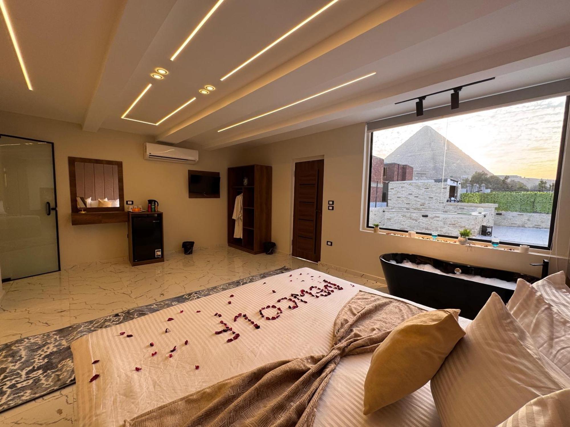 New Golf Pyramids View Hotel 3*