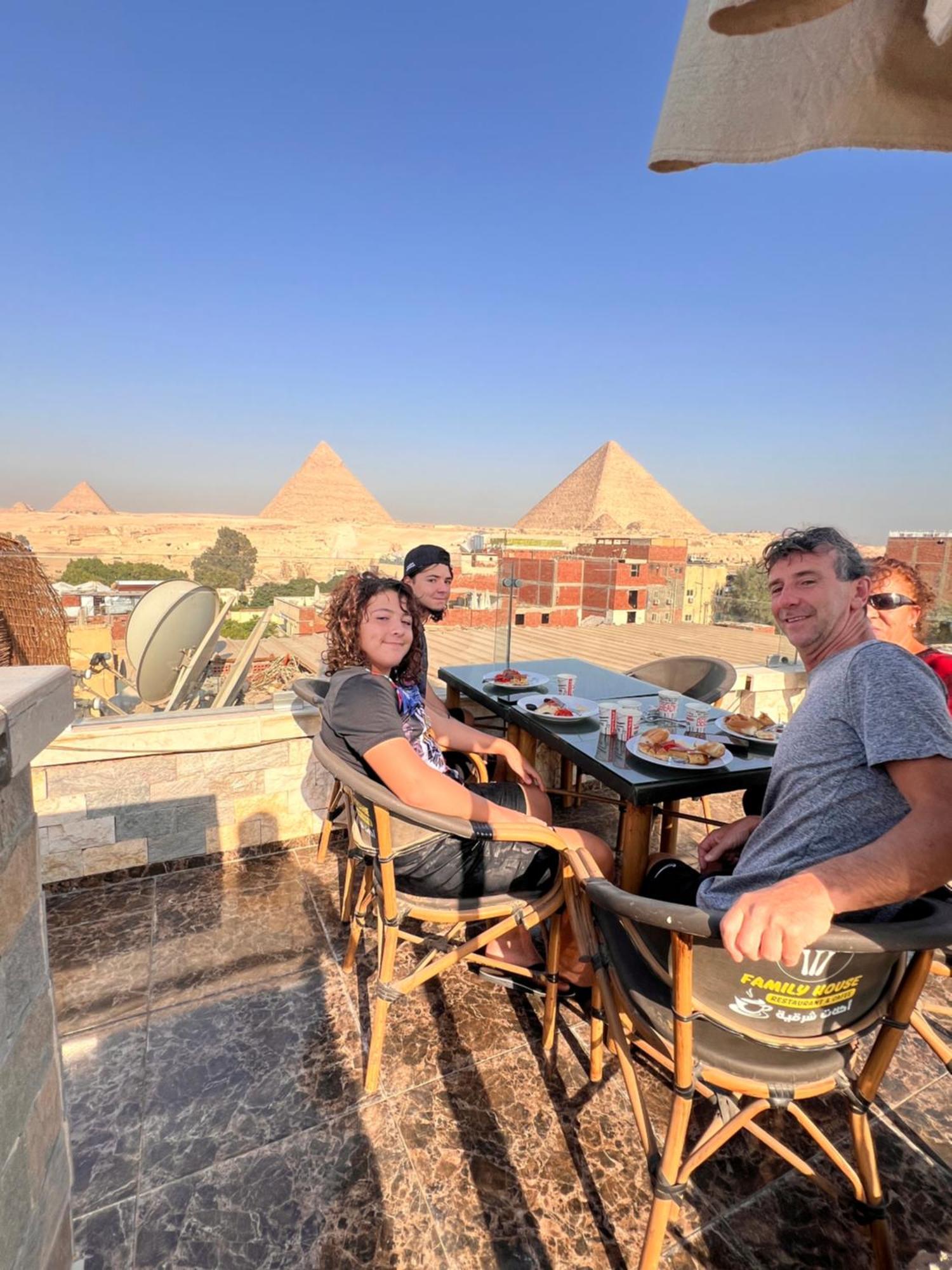 Hotel Pyramids And Sphinx 4*
