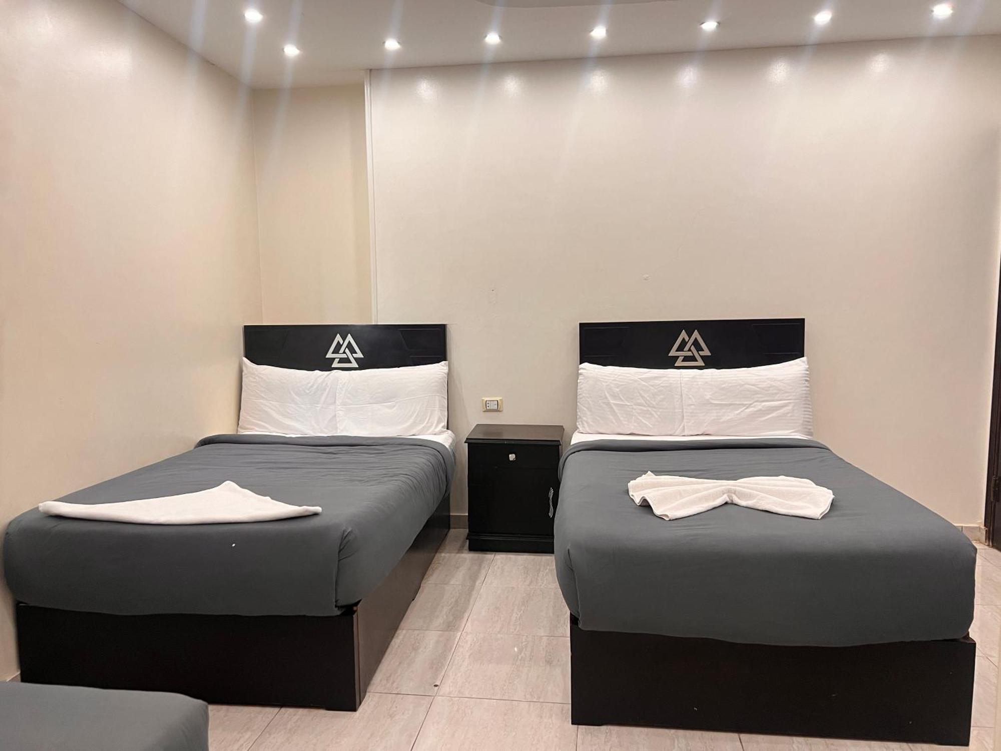 Hotel Pyramids And Sphinx 4*