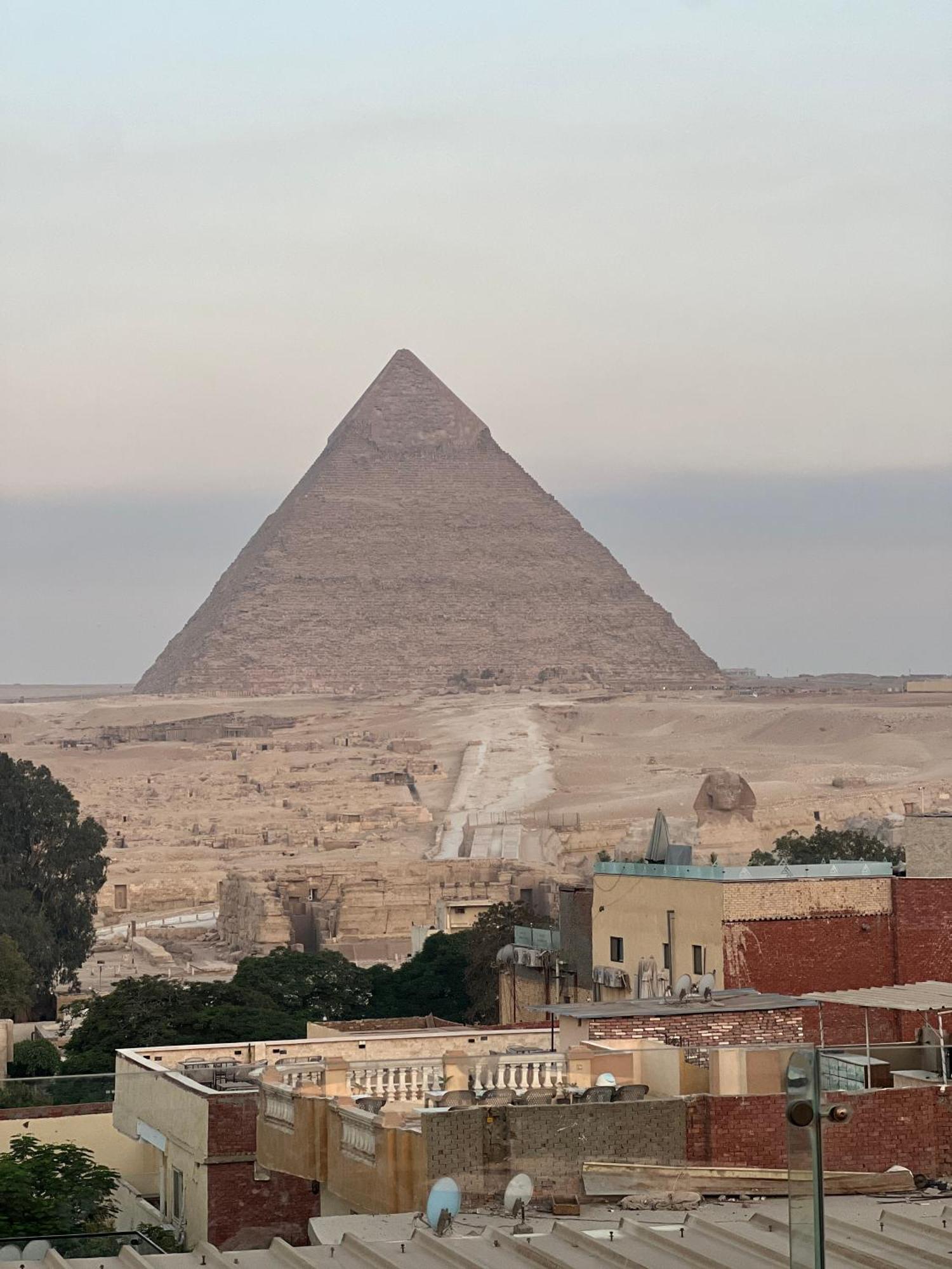 Pyramids And Sphinx Hotel 4*