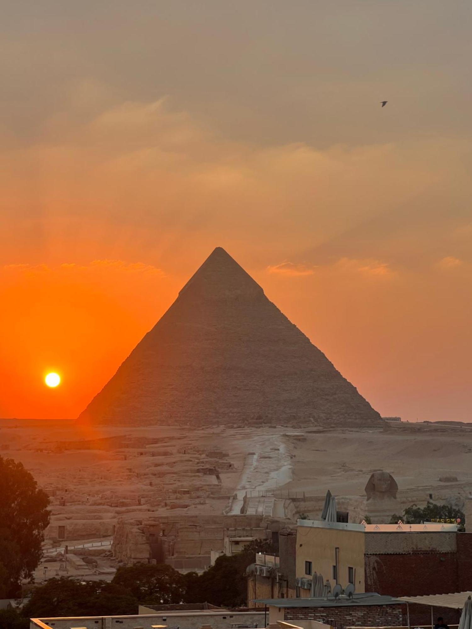 Pyramids And Sphinx Hotel 4*