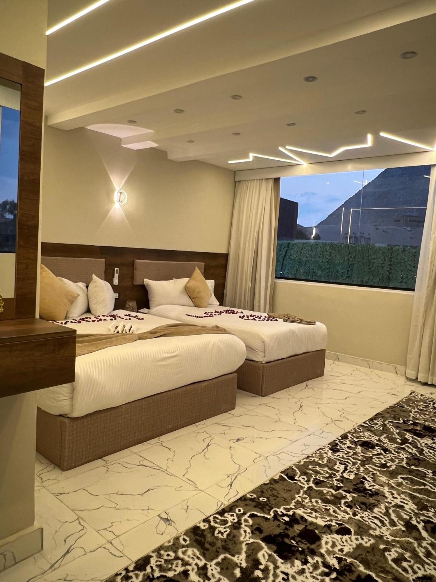 New Golf Pyramids View Hotel