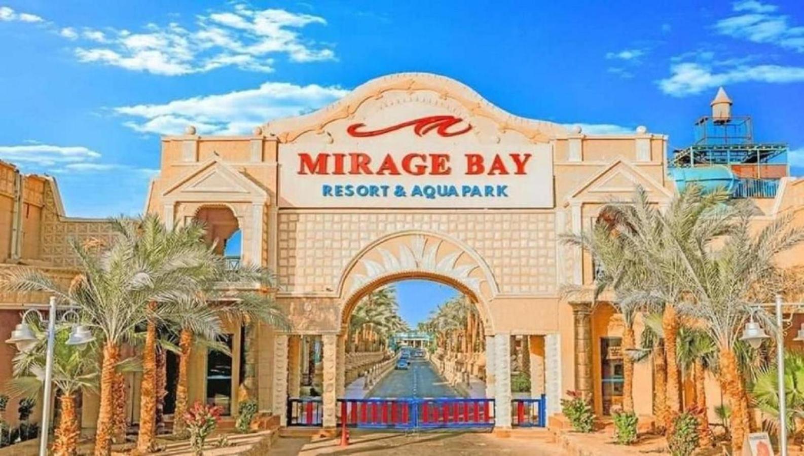Hostgool Seaside Mirage Bay & Aqua Park Resort 4*