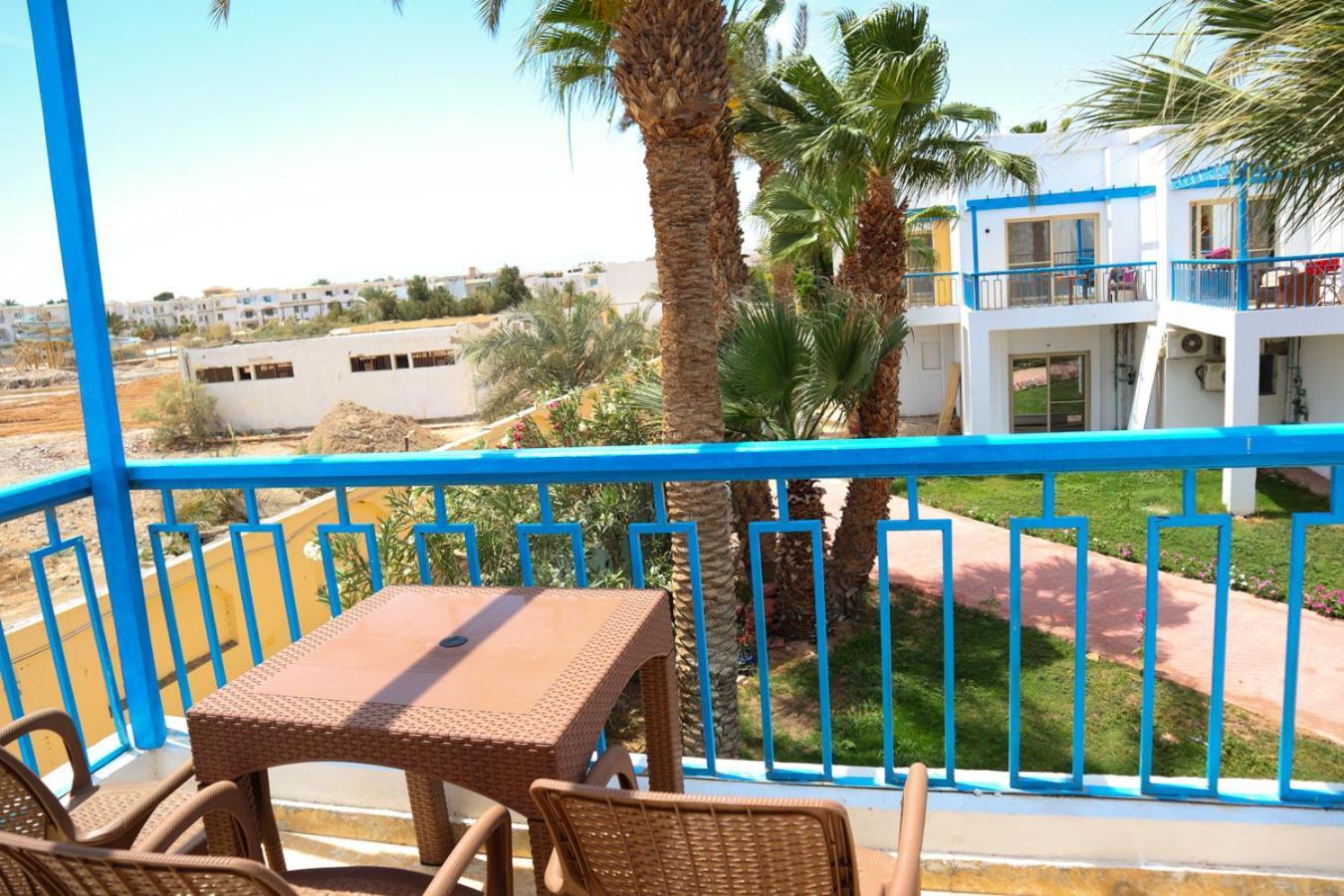 Hostgool Seaside Mirage Bay & Aqua Park Resort