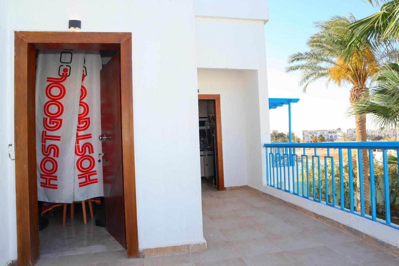 Hostgool Seaside Mirage Bay & Aqua Park Resort