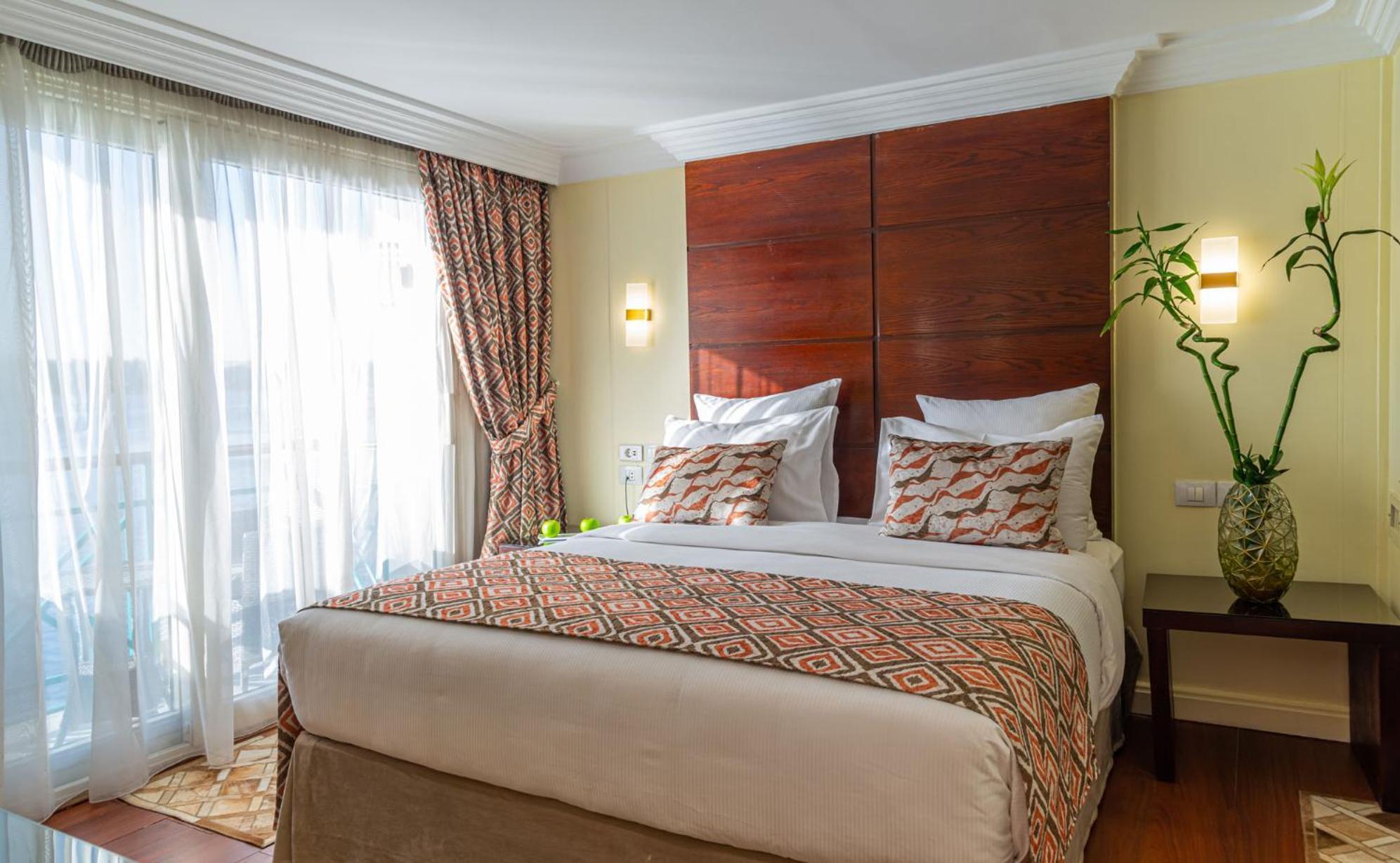 Sonesta Moon Goddess Cruise Ship From To Aswan - 04 & 07 Nights Every Monday Luxor