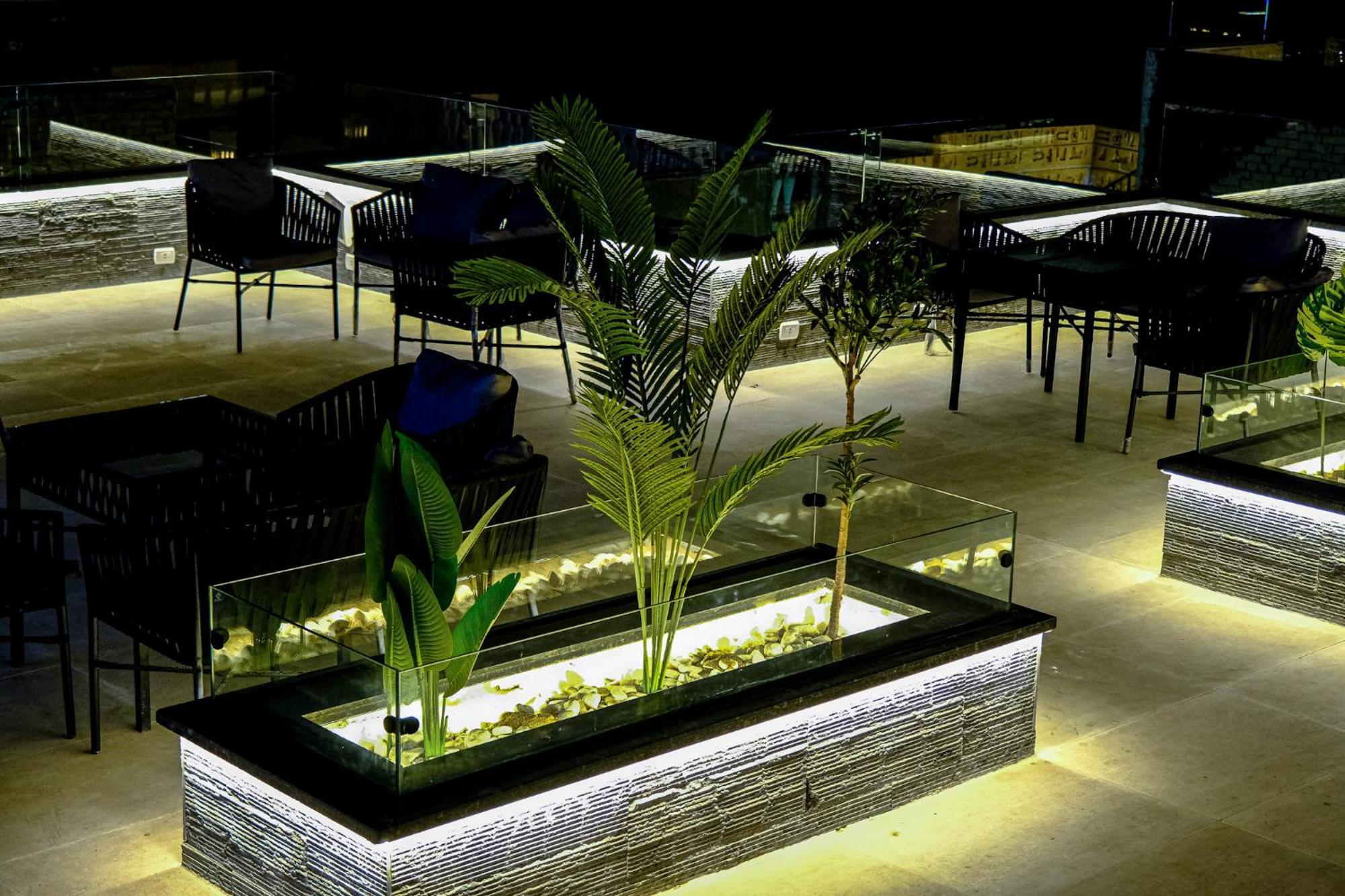 Pyramids Height & Pyramids Master Scene Rooftop Hotel Kafret el-Gabal