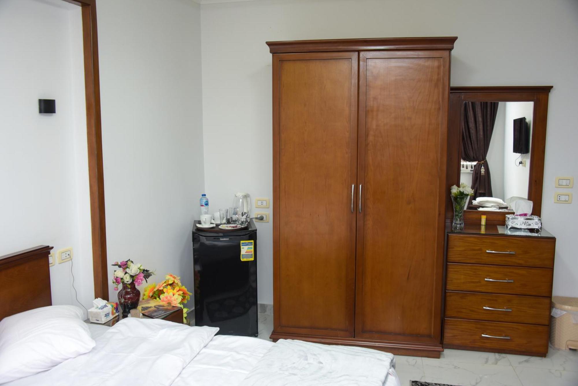 New Asser Pyramid Hotel 4*