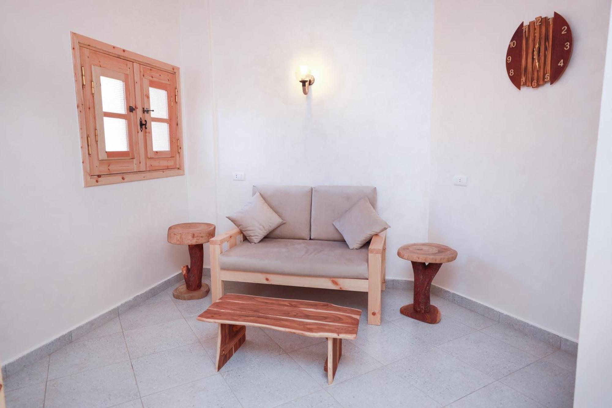 Neom - - - - - - - - - - - Your New In With Private Hotel *