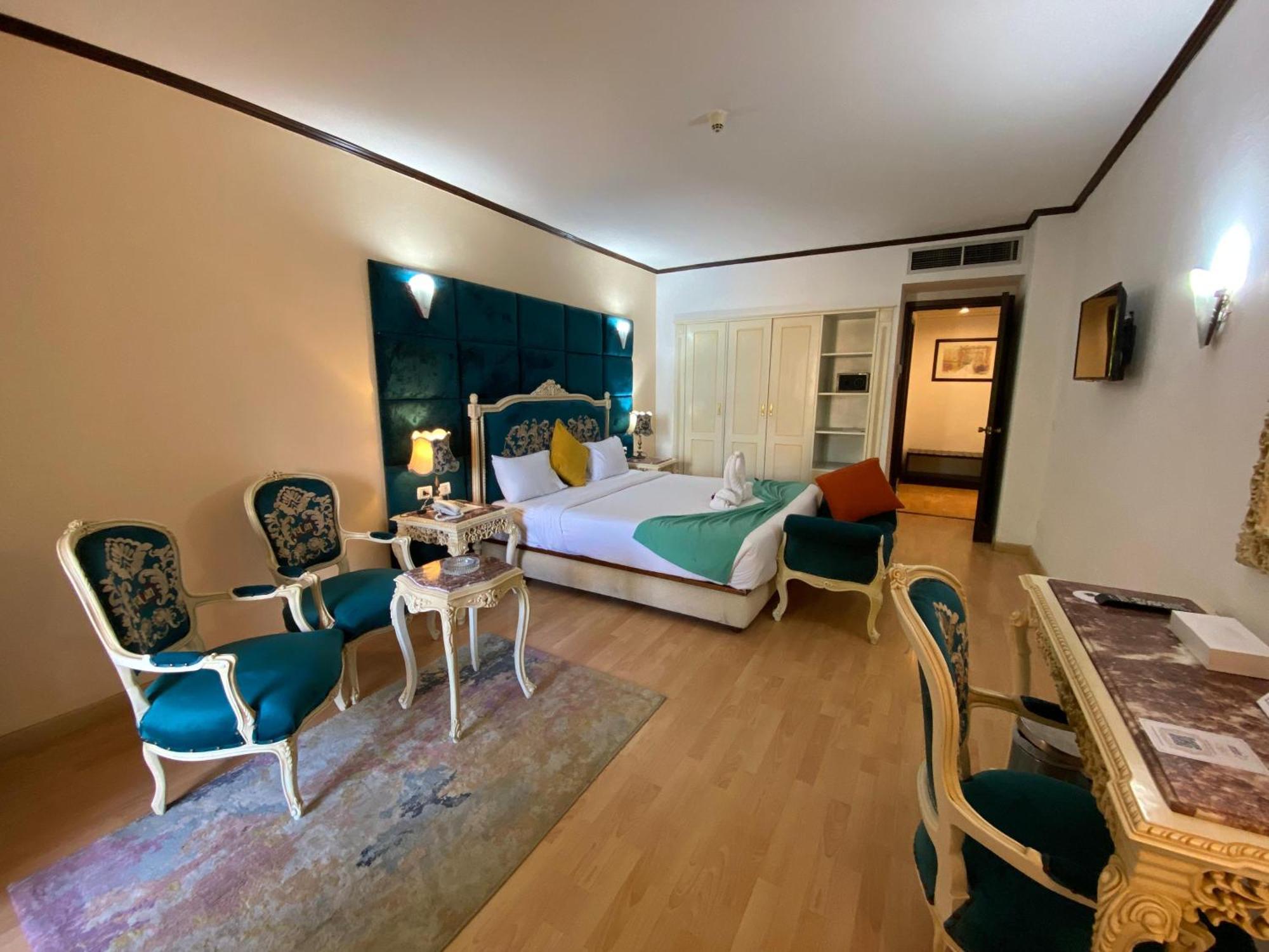 Aracan Portsaid Hotel