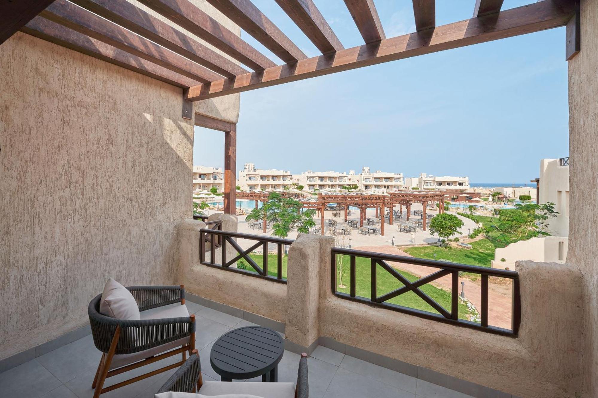 True Hotel 5*