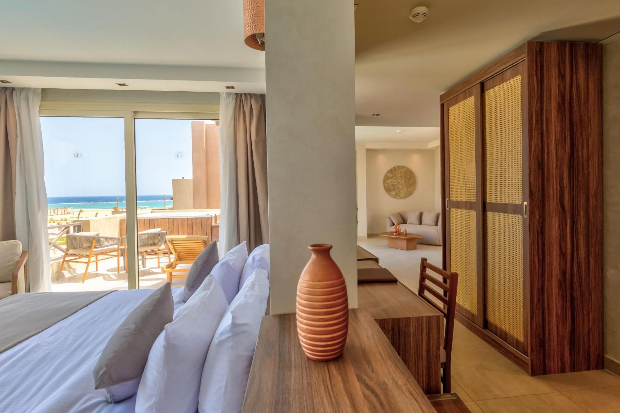 True Hotel 5*