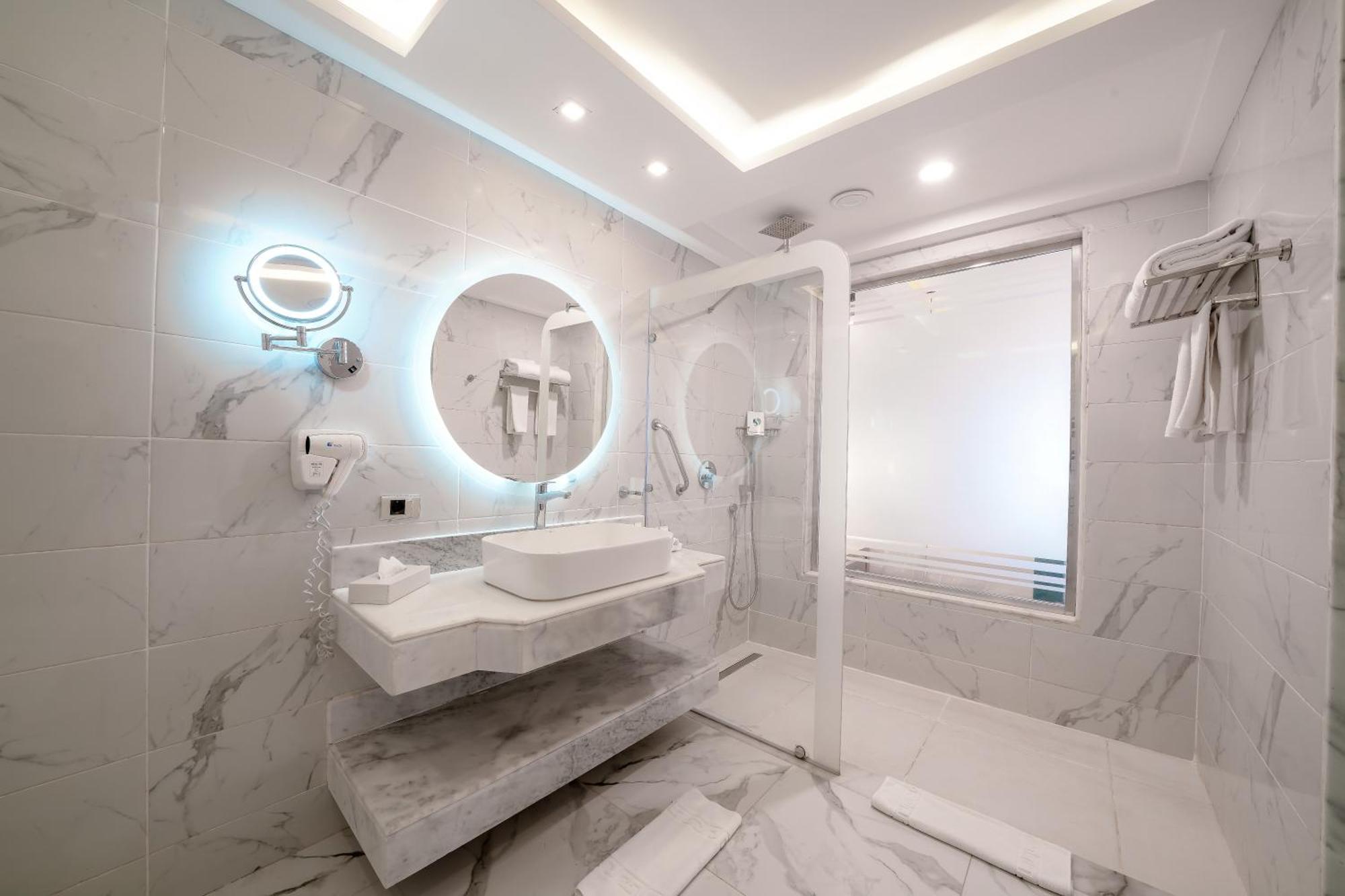 Otel Sirena & 5*