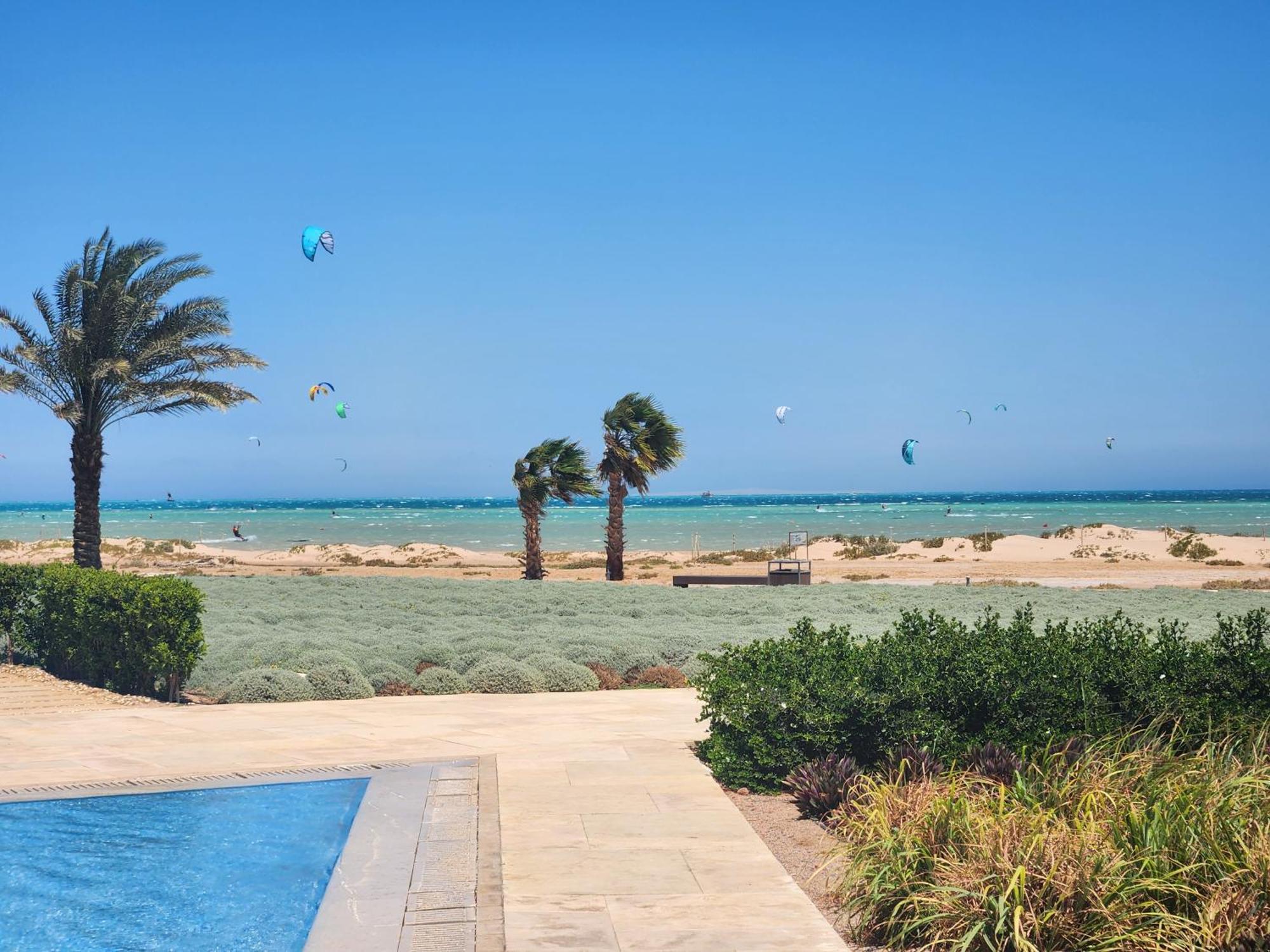 Beachfront 1br El Gouna Mangroovy Pools, Free * Hurghada