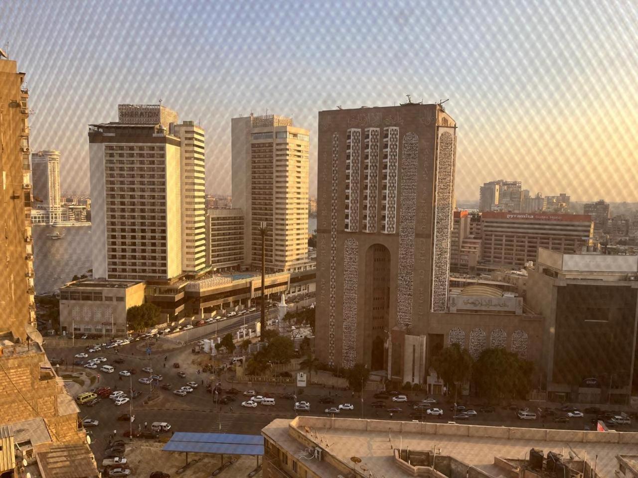 Nile X Hostel Giza