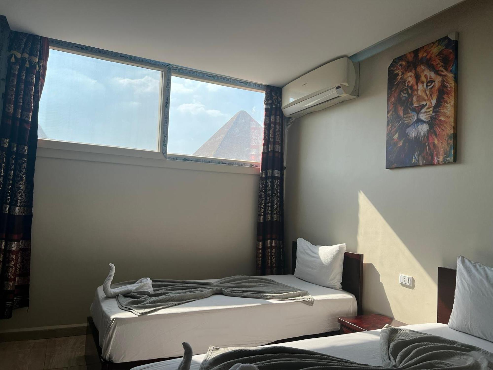 Hotel Comfort Sphinx View