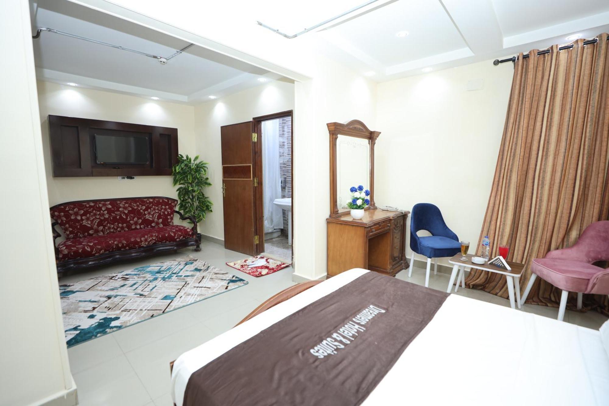 Otel No Name
