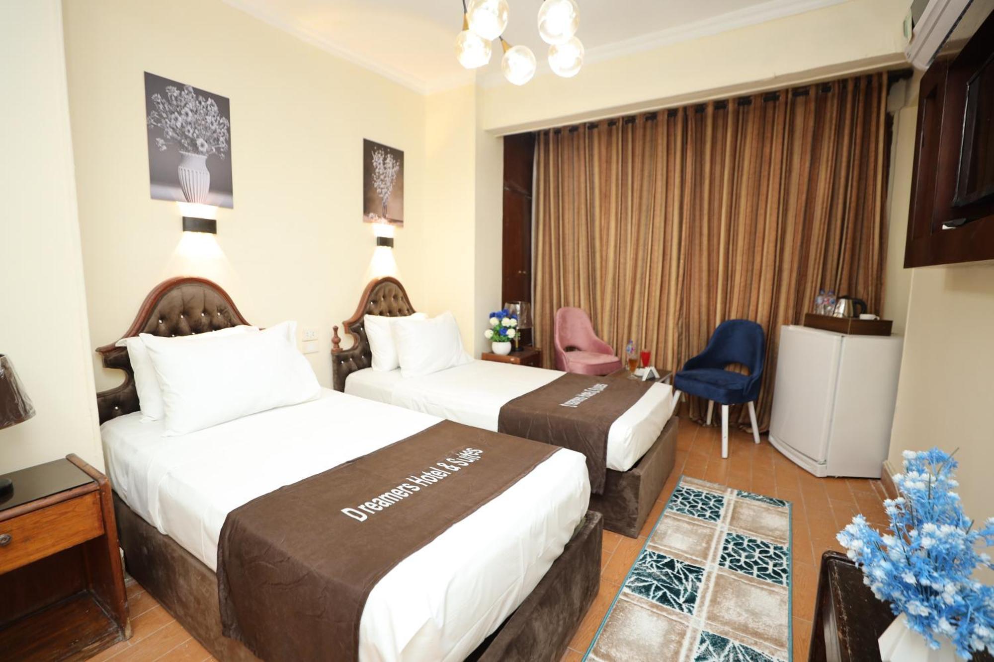 Otel No Name 3*